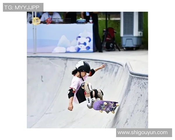 成都滑板队边路渗透革新探索与实践的深度剖析与反思